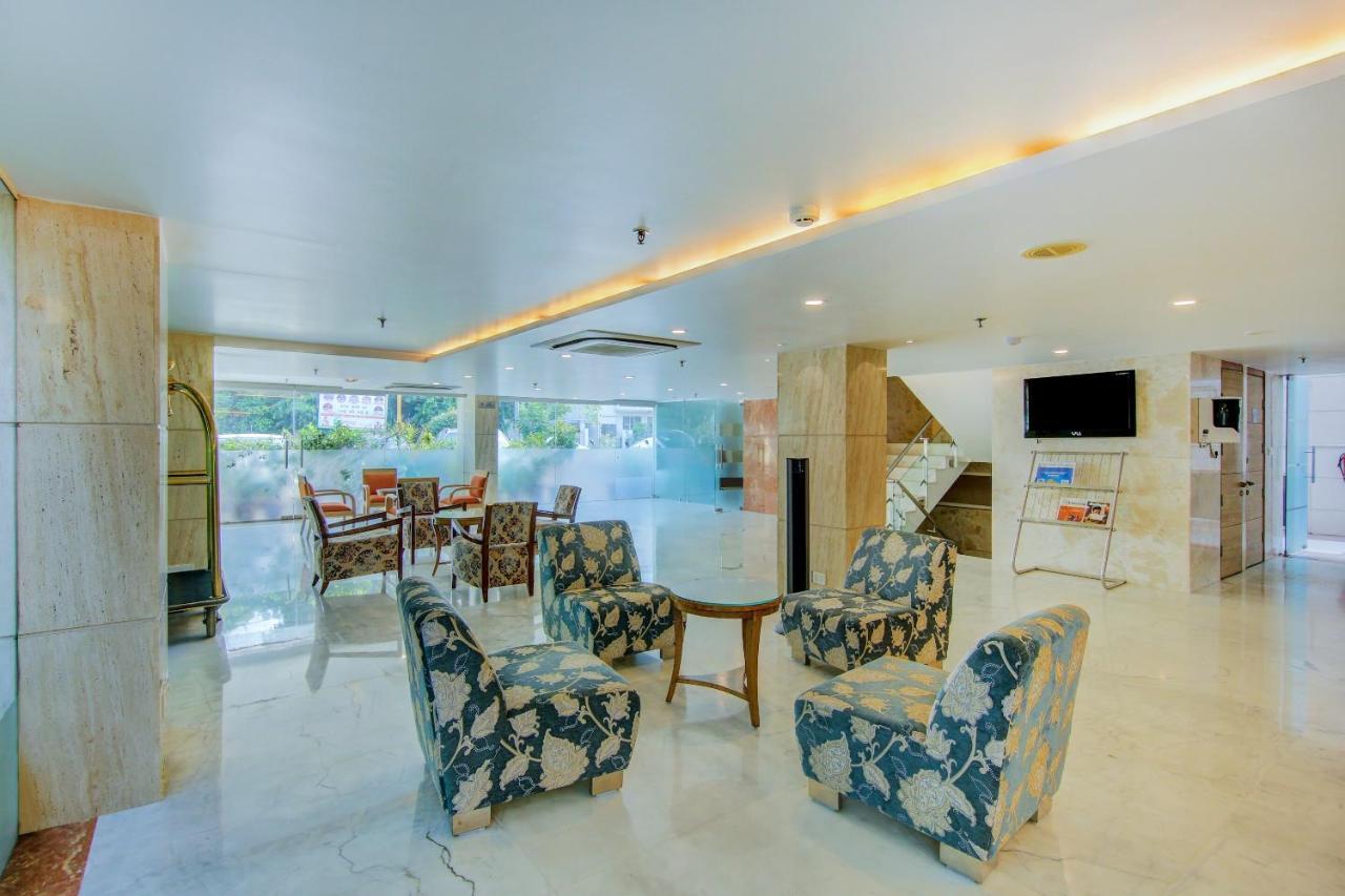 Townhouse Oak Safdarjung Hotel Ню Делхи Екстериор снимка