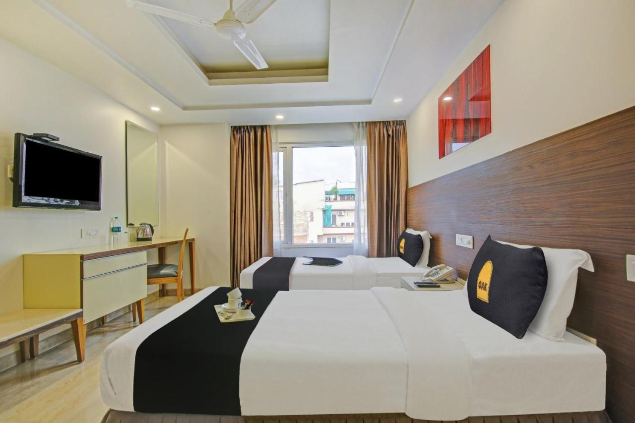 Townhouse Oak Safdarjung Hotel Ню Делхи Екстериор снимка