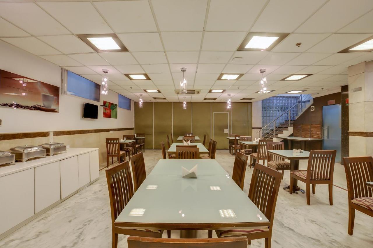 Townhouse Oak Safdarjung Hotel Ню Делхи Екстериор снимка