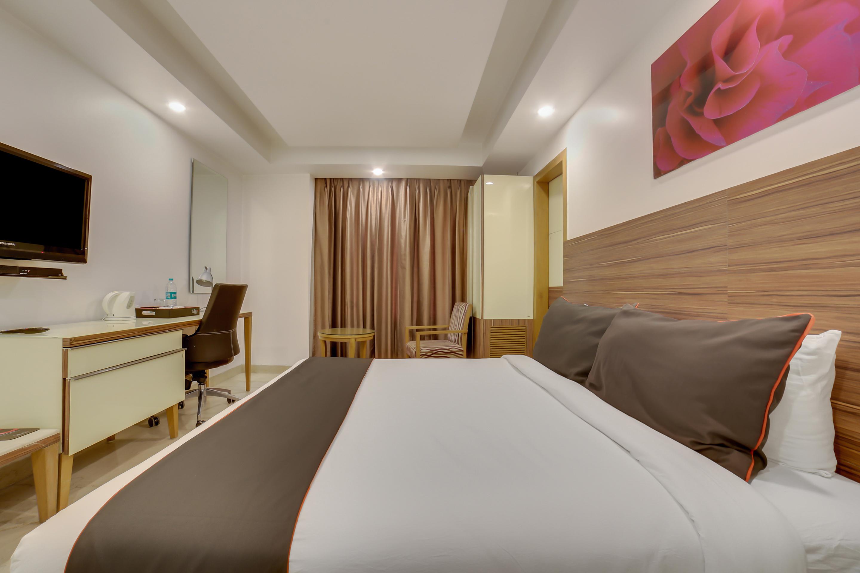 Townhouse Oak Safdarjung Hotel Ню Делхи Екстериор снимка